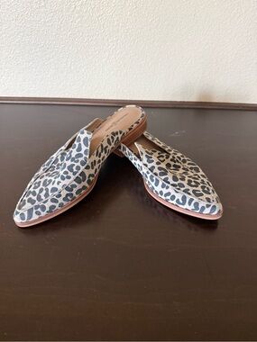 Treasure & Bond Leopard-Print Slip-On Mules in Beige and Black